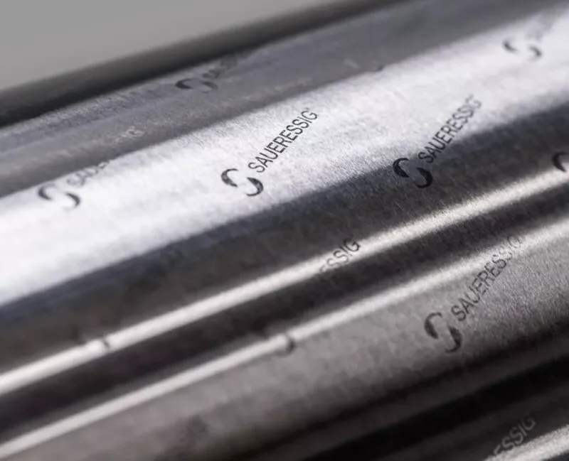 Saueressig gravierte Metallwalze mit Logo-Prägung