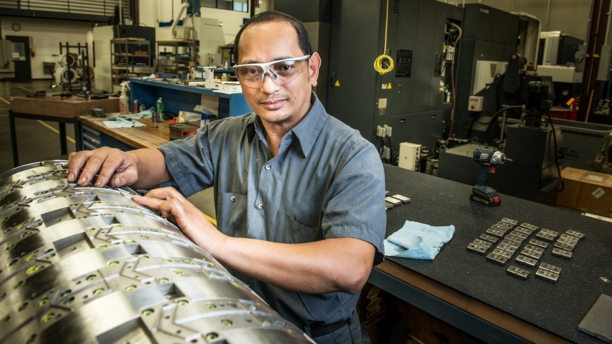 Cutting and creasing SAUERESSIG Group